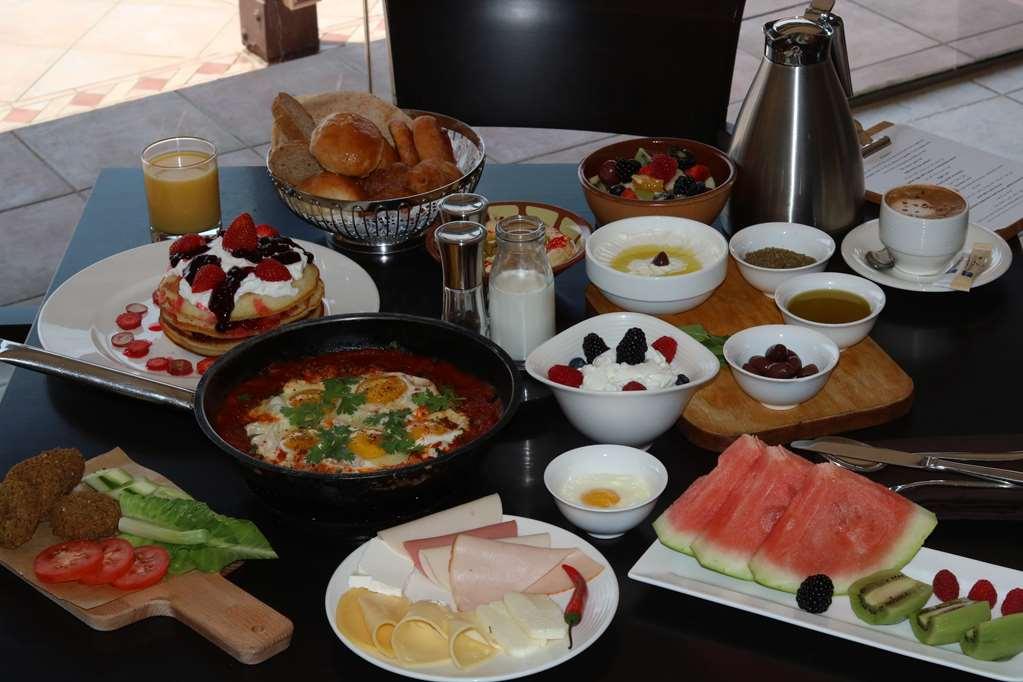 Radisson Blu Hotel, ยันบู ภายนอก รูปภาพ