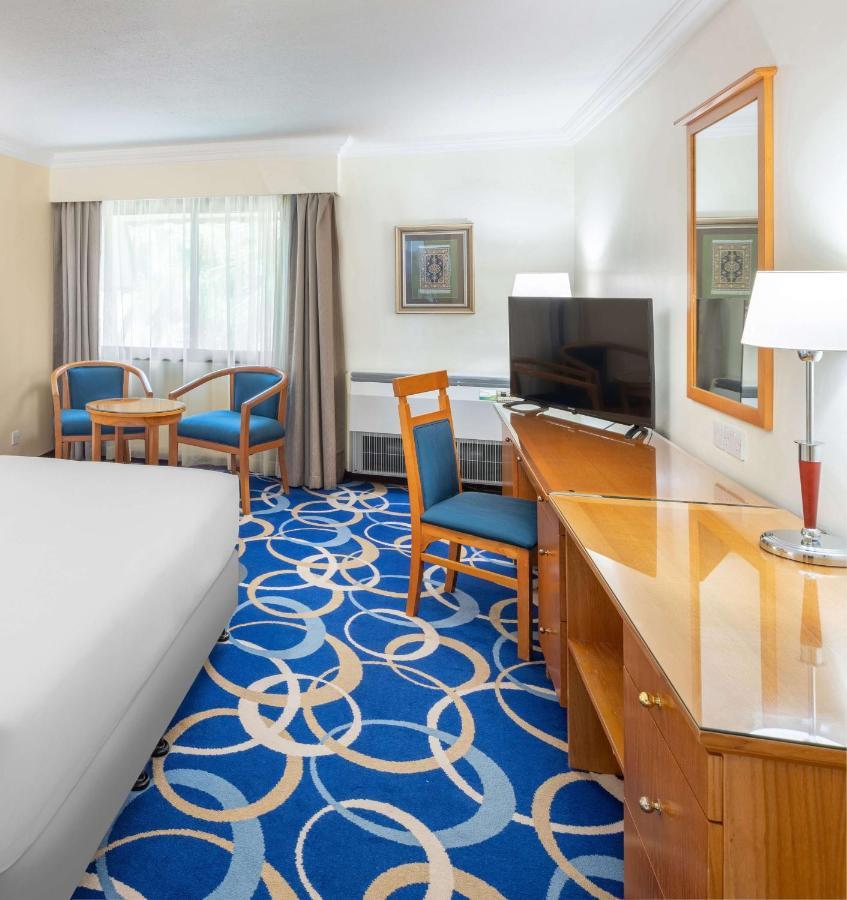 Radisson Blu Hotel, ยันบู ภายนอก รูปภาพ