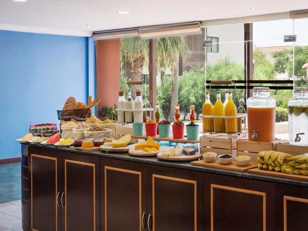 Radisson Blu Hotel, ยันบู ภายนอก รูปภาพ